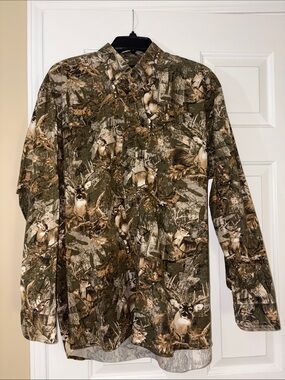 RedHead Men's Camouflage Deer Print Shirt - Olive Brown